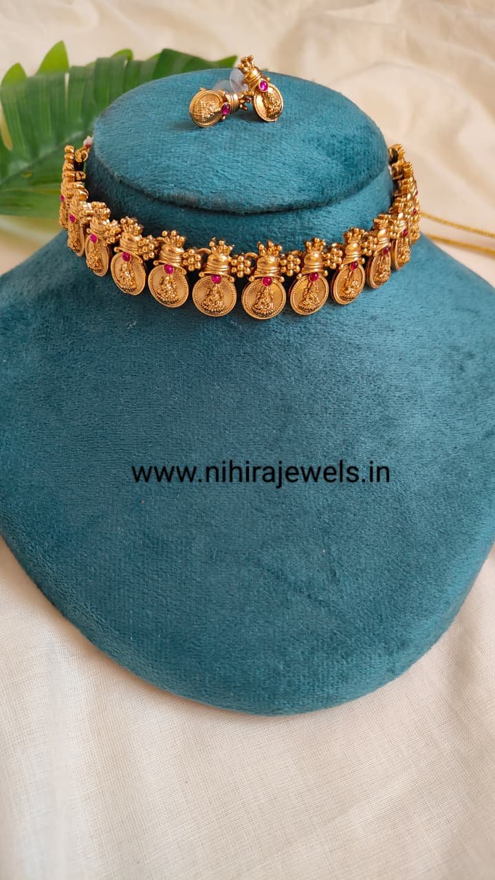 Padma Lakshmi Necklace NS0071