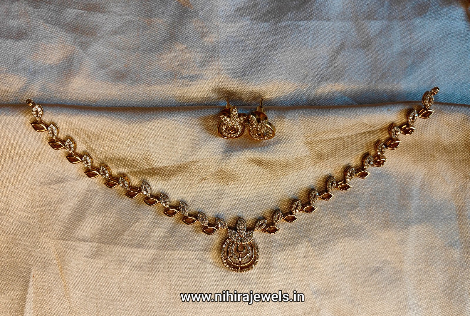 white stone Royal Necklace