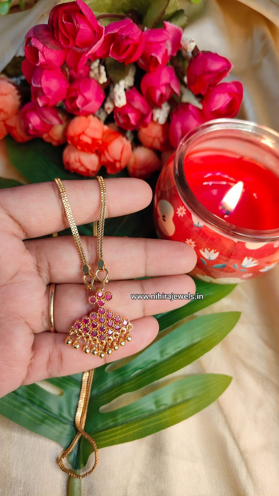 Urvashi Chain and Rubi Pathakka (Locket)