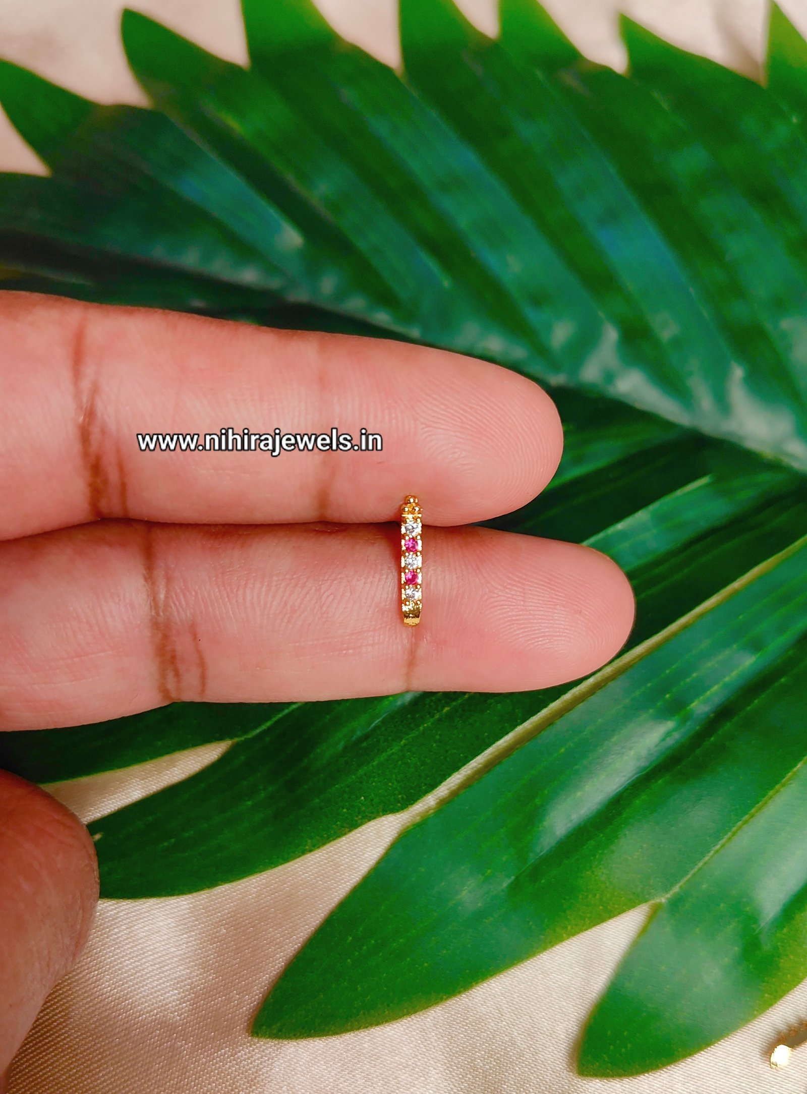 J Shape Nosepin Ruby