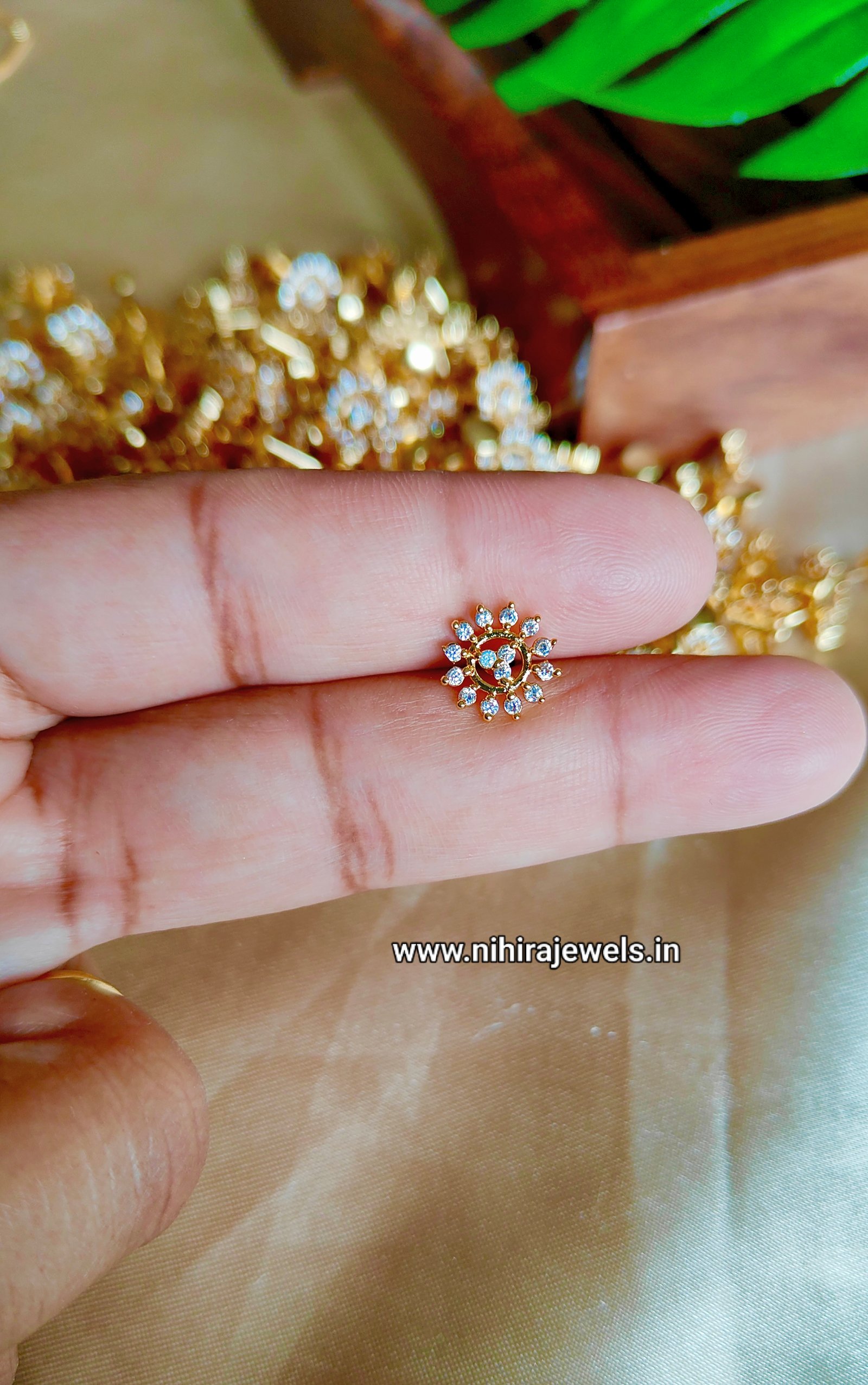 Manju Nosepin Design 5 White
