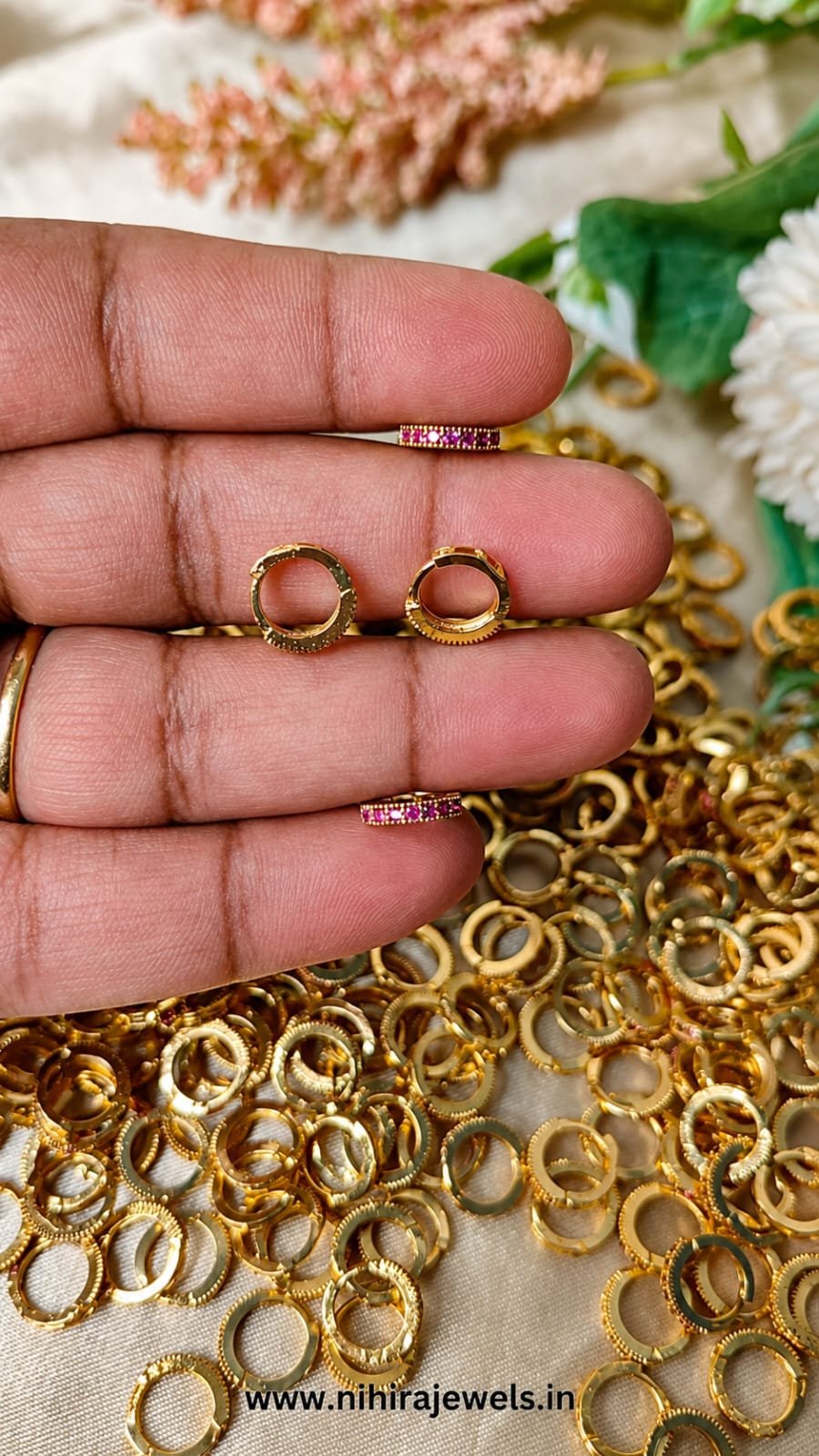 Ring Earstud Pink (7mm)