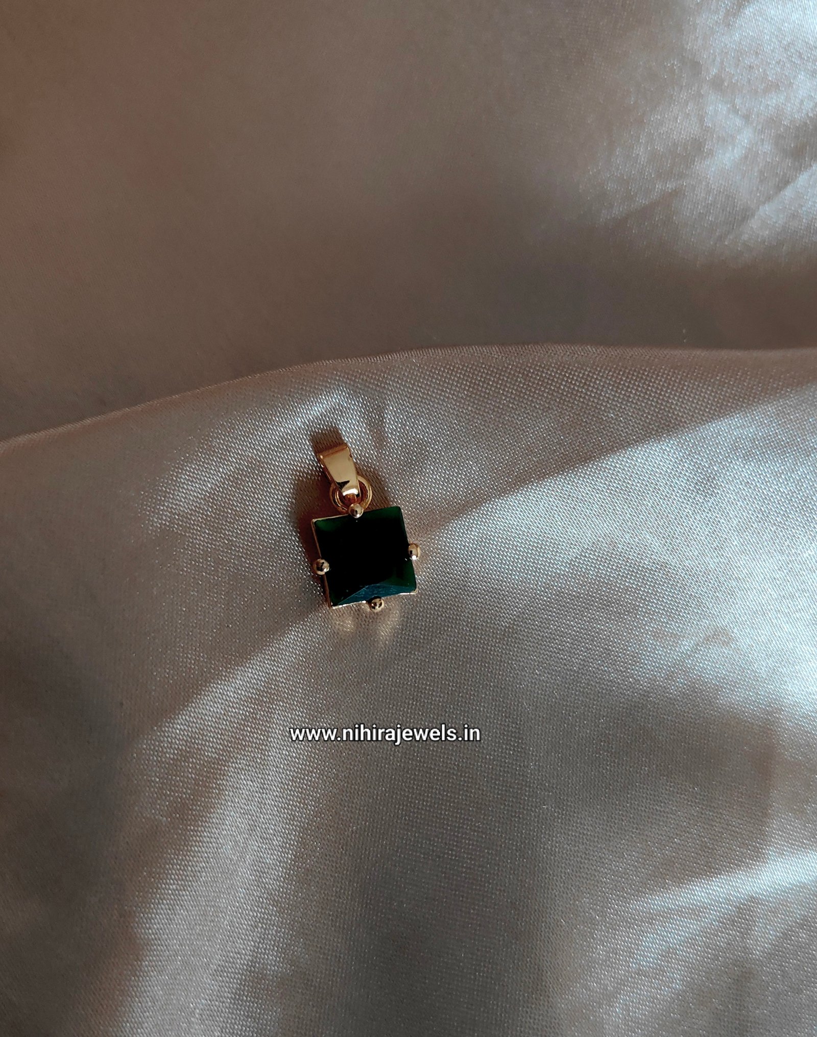 Emarald Natural Green Pendant