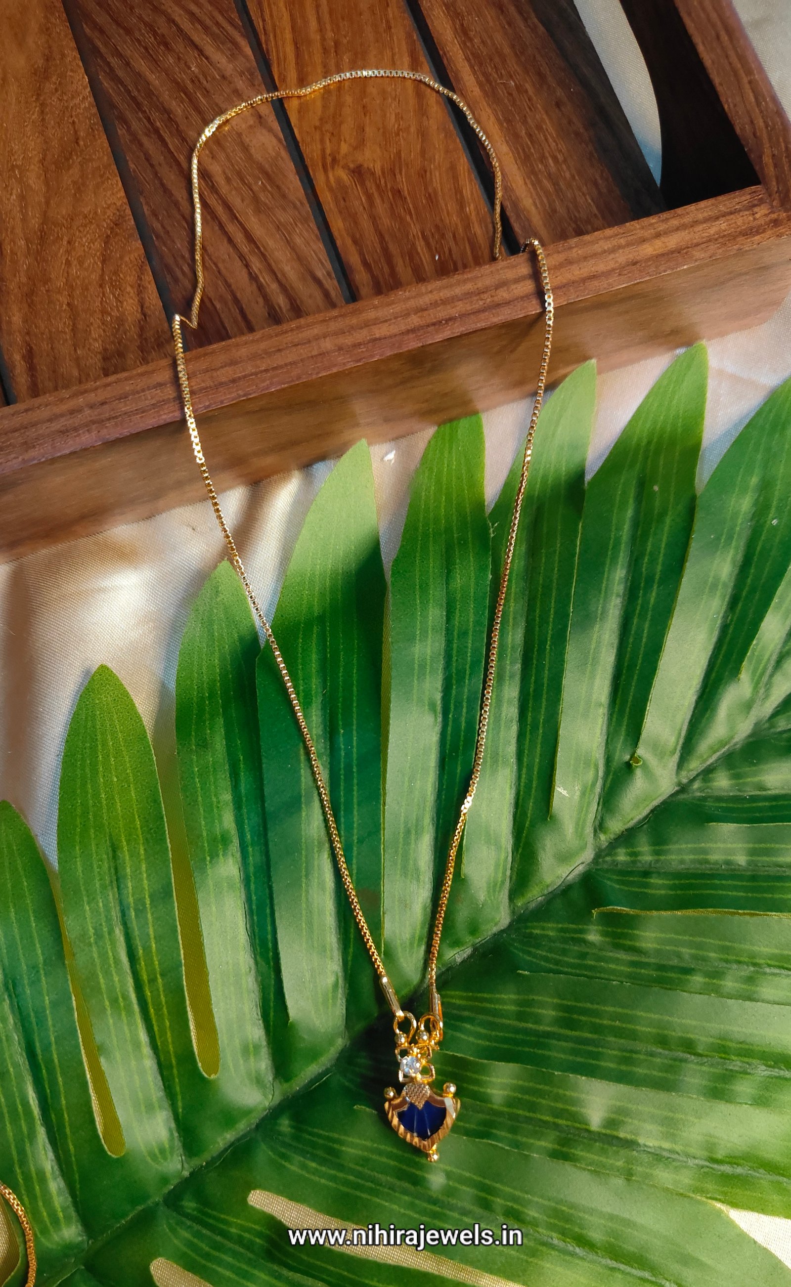 Palakka Pendent Chain GREEN