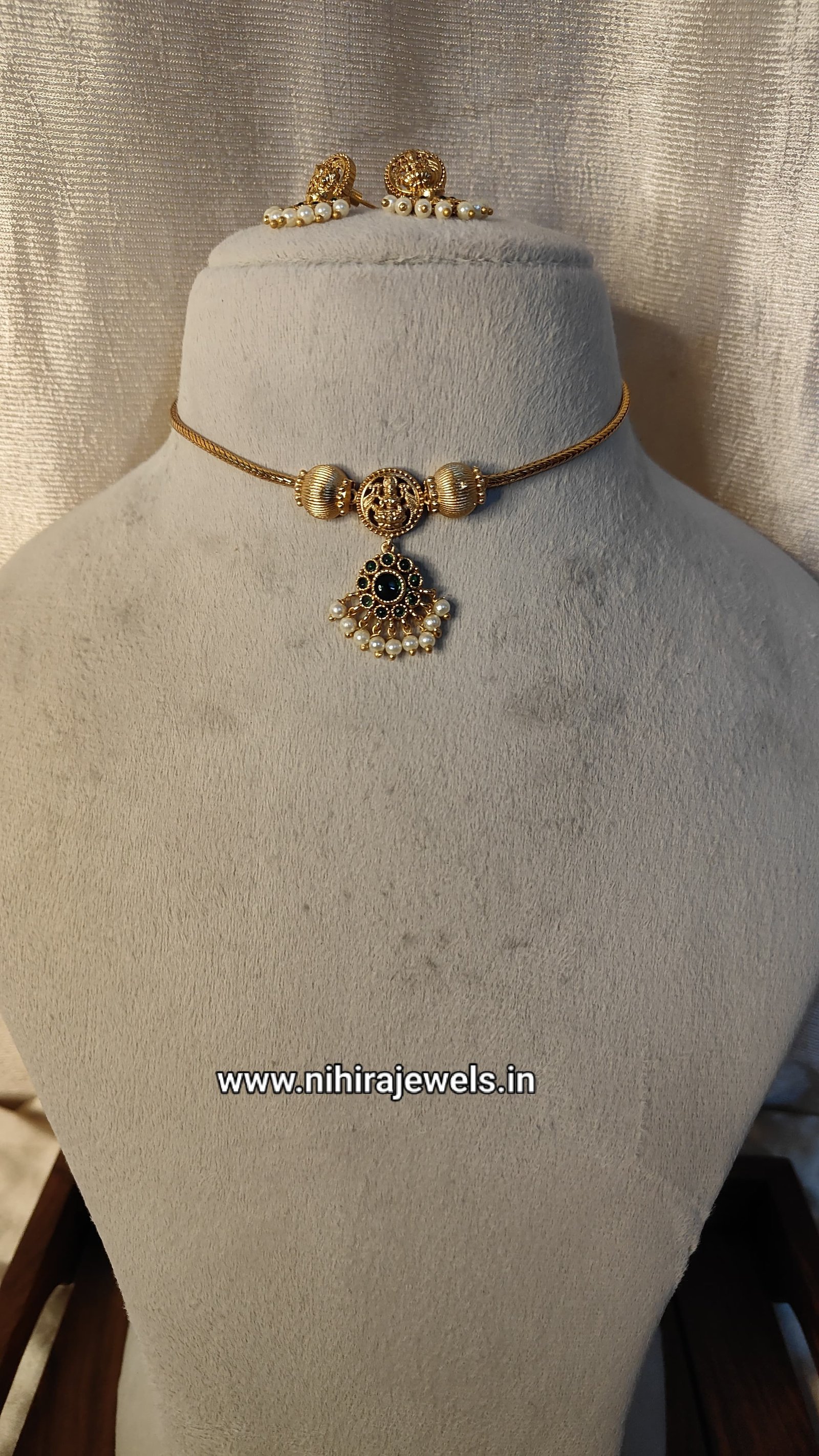 Kalyani Green Stone Necklace - NS00100