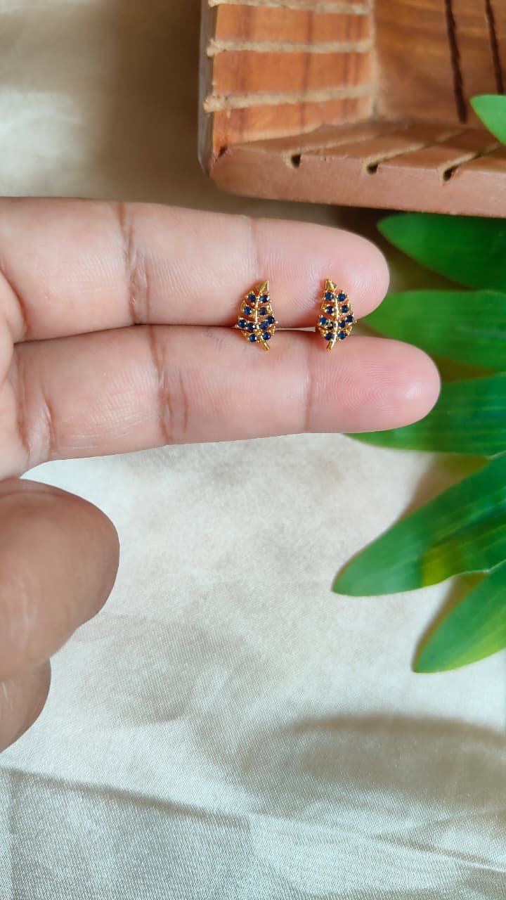 Stone Leaf  Earstud Blue