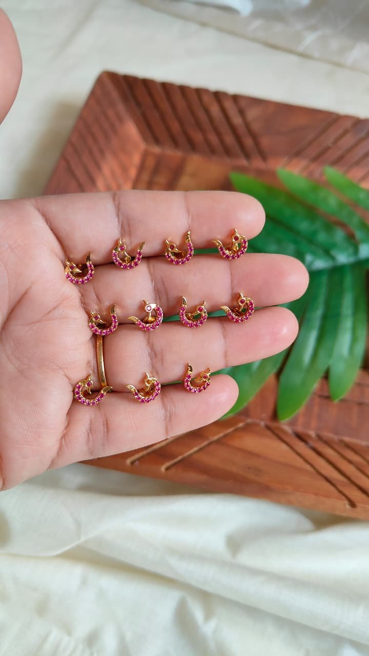 Peacock Earring (Red) - 1 Pair