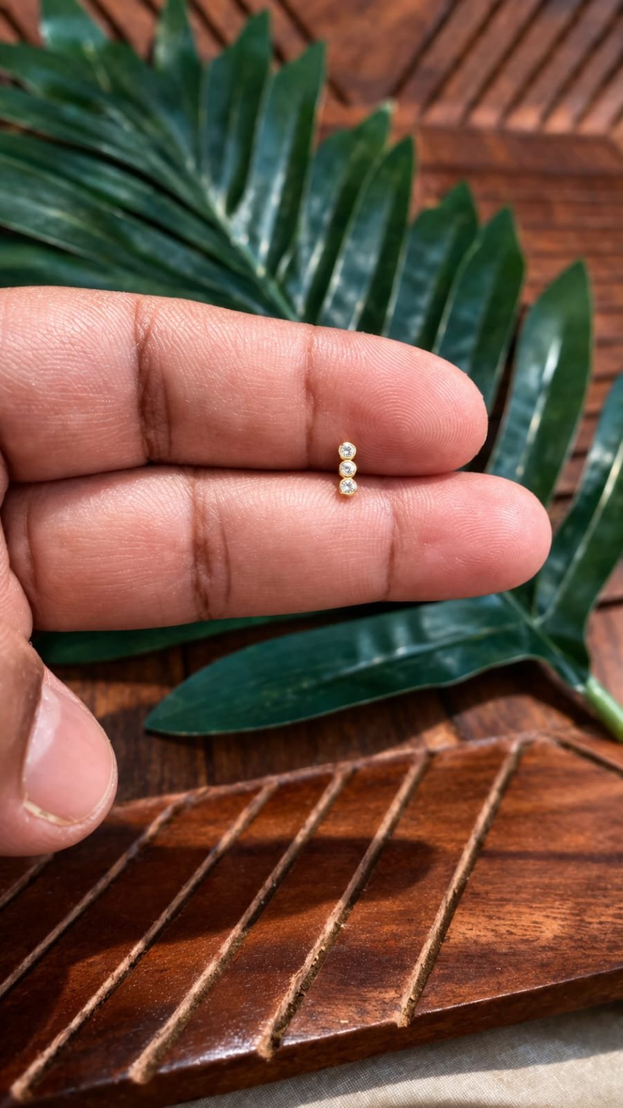 Nosepin 3 dots stones